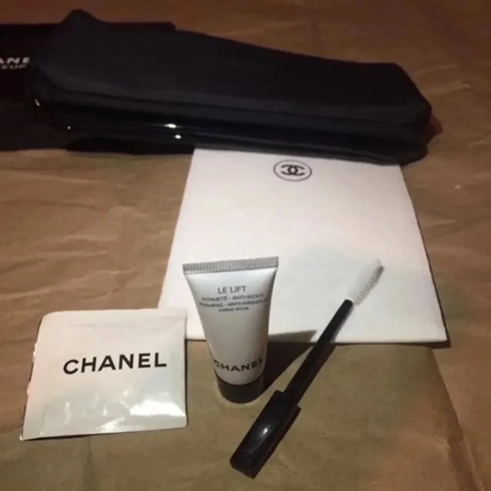 Chanel samples & cosmetic bag